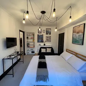 Stylish Basement Studio, With Outdoor Space Brighton